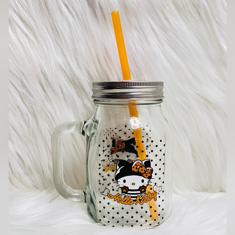 Hello‎ Kitty Halloween Glass Cup